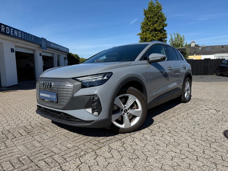 Audi Q4 e-tron Attitude