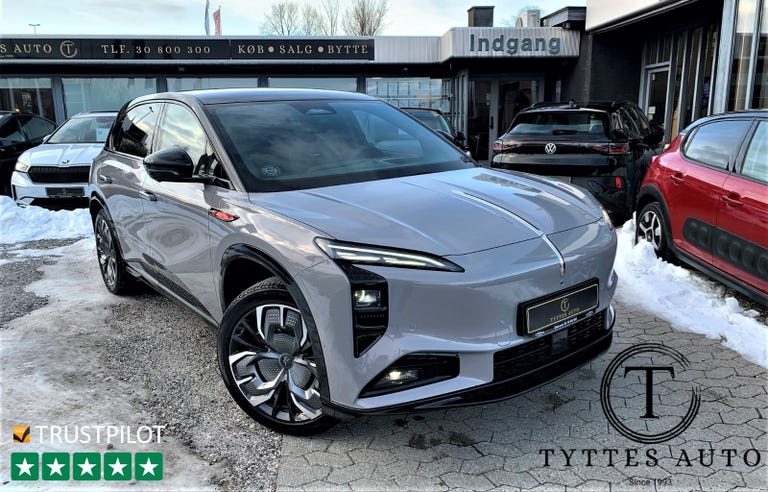 Hongqi EHS7 Exclusive