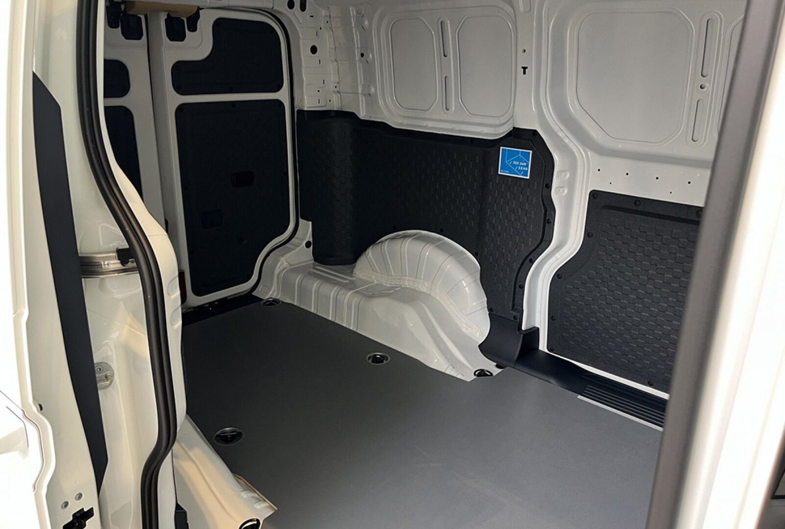 Kia PV5 Cargo L2H1 Long Range Work Pro