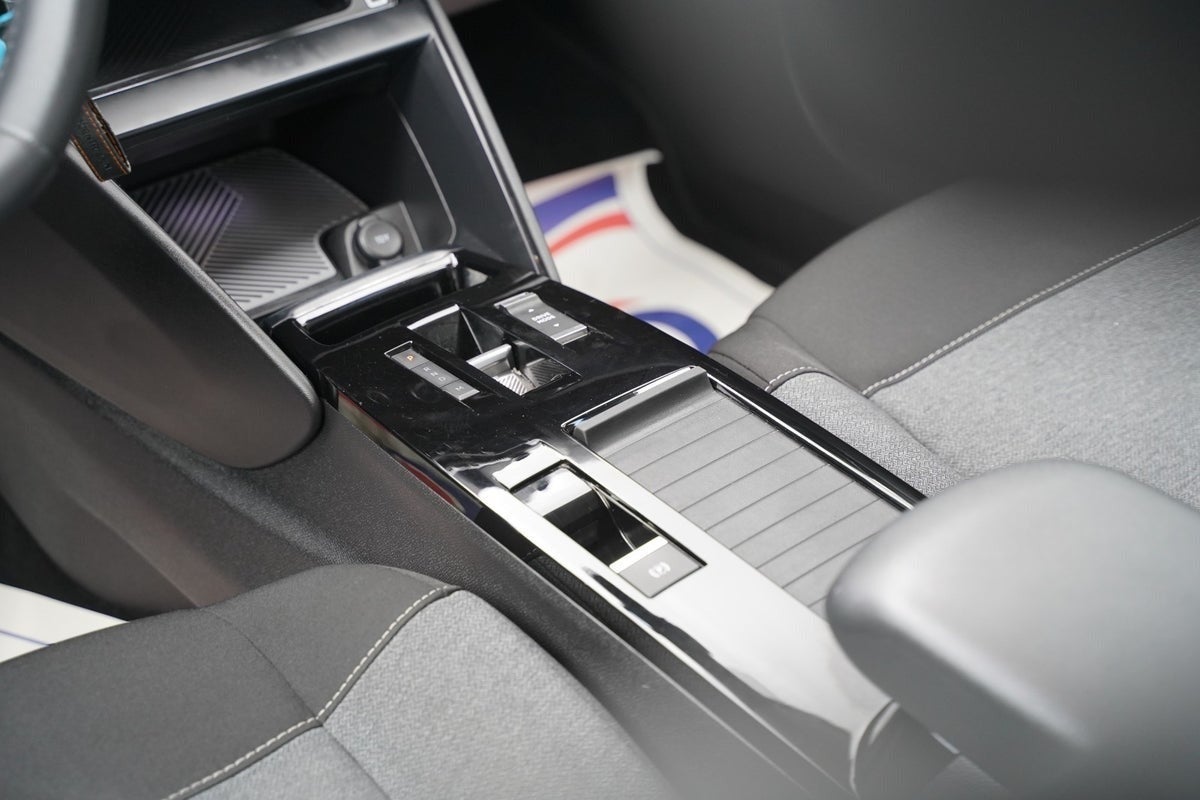 Billede af Citroën C4 1,5 BlueHDi 130 Feel EAT8