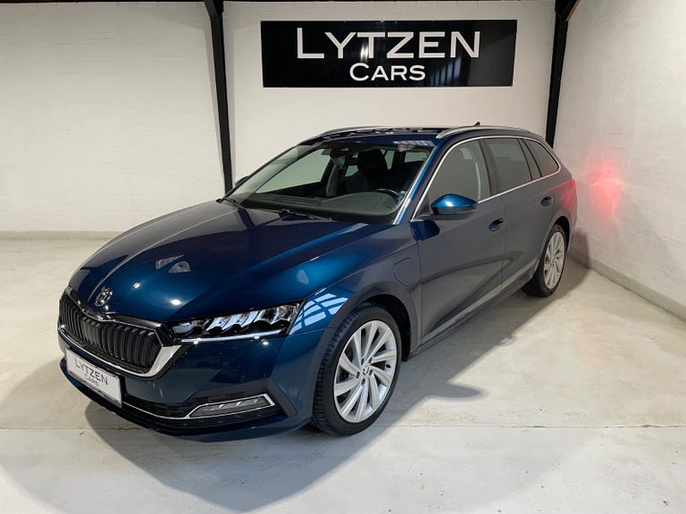 Skoda Octavia TSi iV Combi DSG