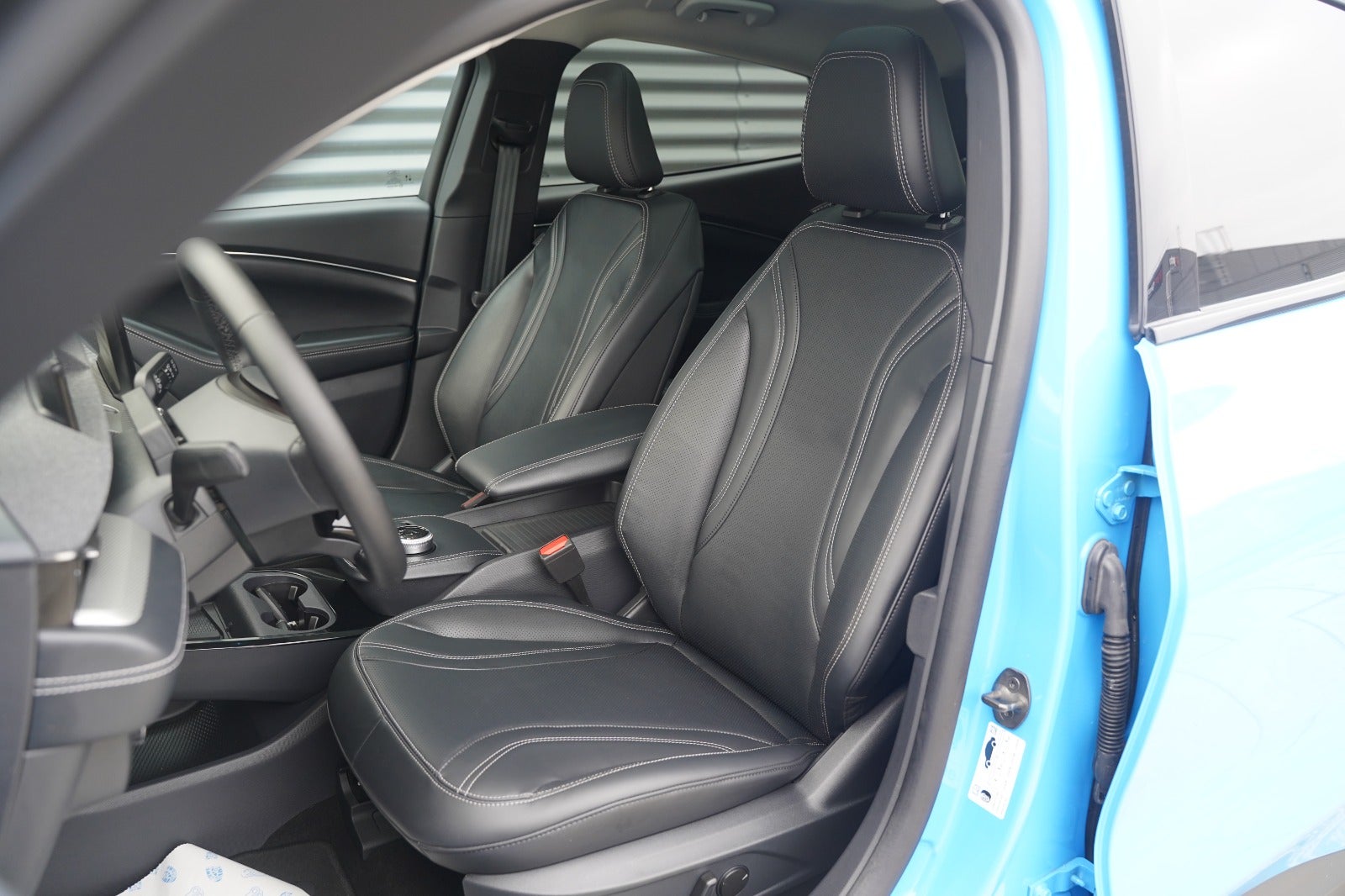 Billede af Ford Mustang Mach-E 78 Standard Range