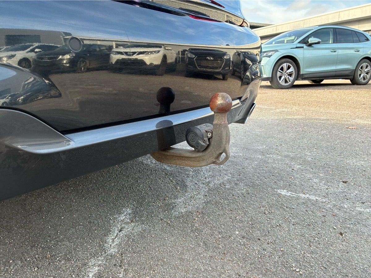 BMW 330e M-Sport aut. billede 2