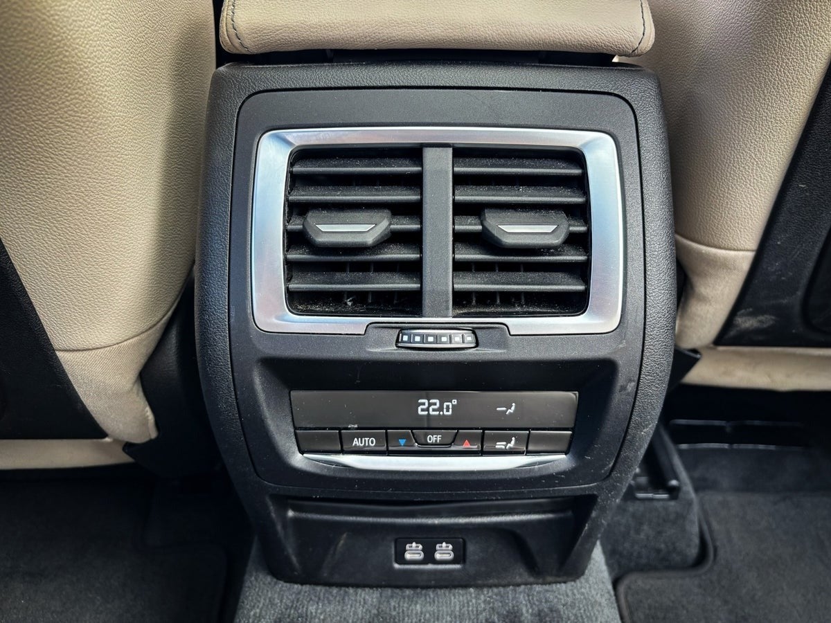 Billede af BMW iX3  Charged Plus M-Sport