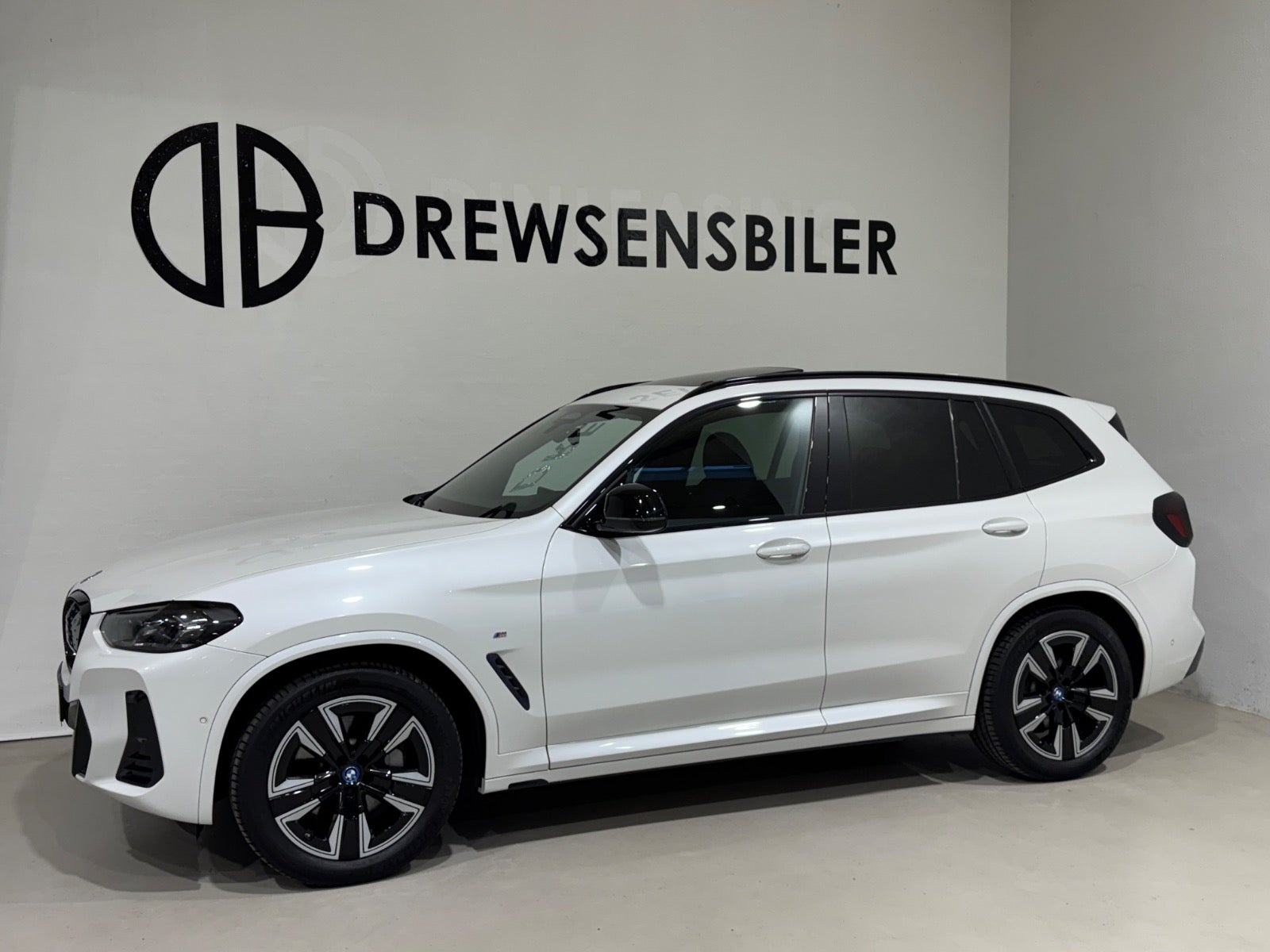BMW iX3 Charged M-Sport