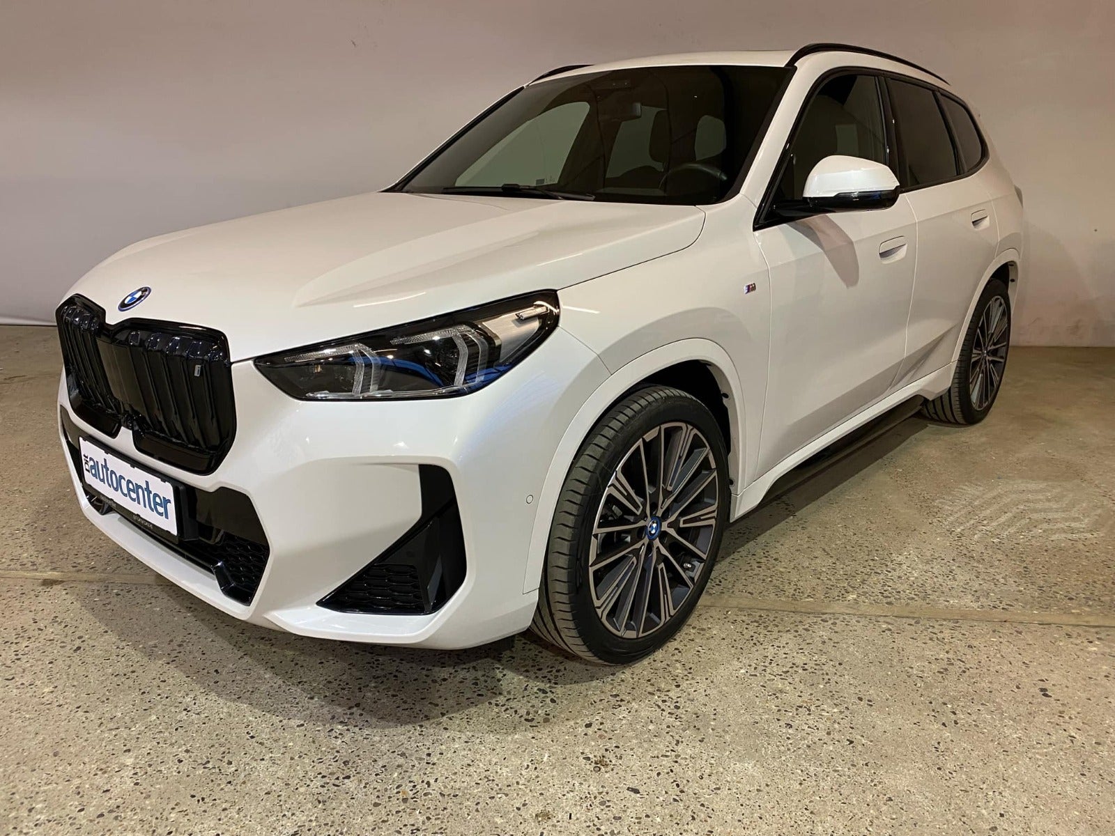 BMW iX1 xDrive30 Fully Charged M-Sport