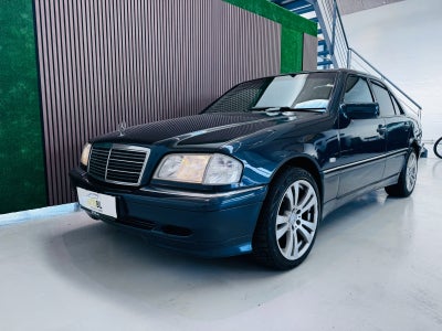 Mercedes C180 1,8 Classic 4d