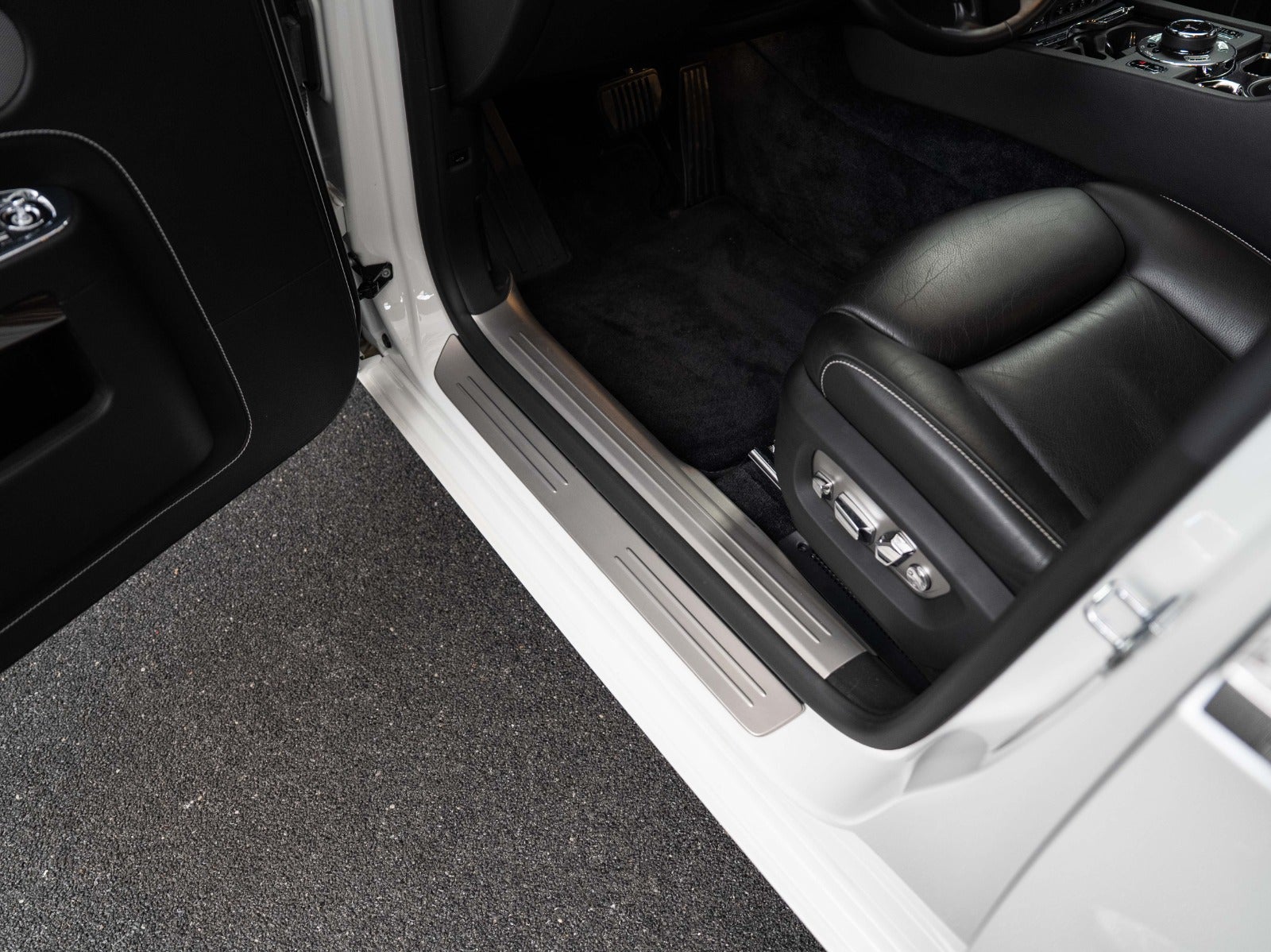 Gallery image 10 of 24