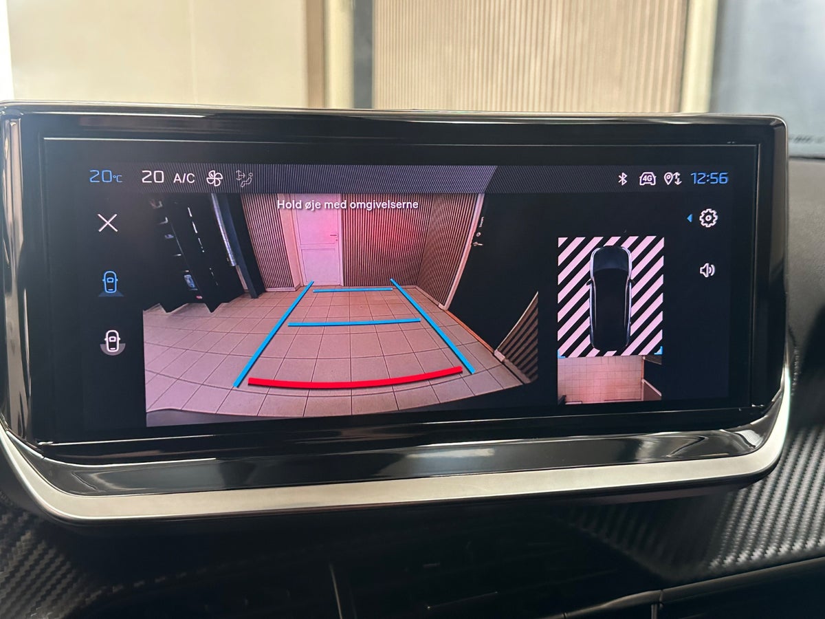 Peugeot 2008 PureTech 130 First Selection EAT8