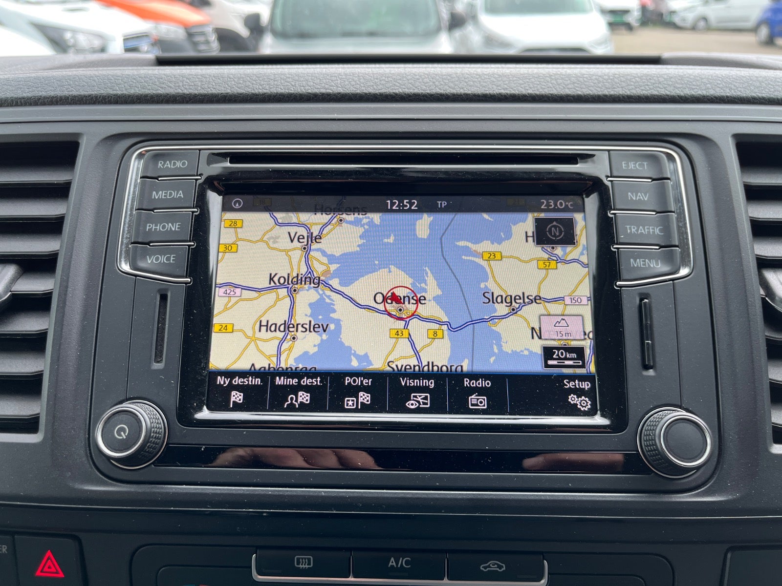 Billede af VW Transporter 2,0 TDi 150 Kassevogn DSG lang