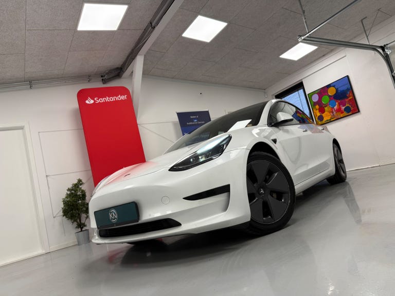 Tesla Model 3 Standard Range+ RWD