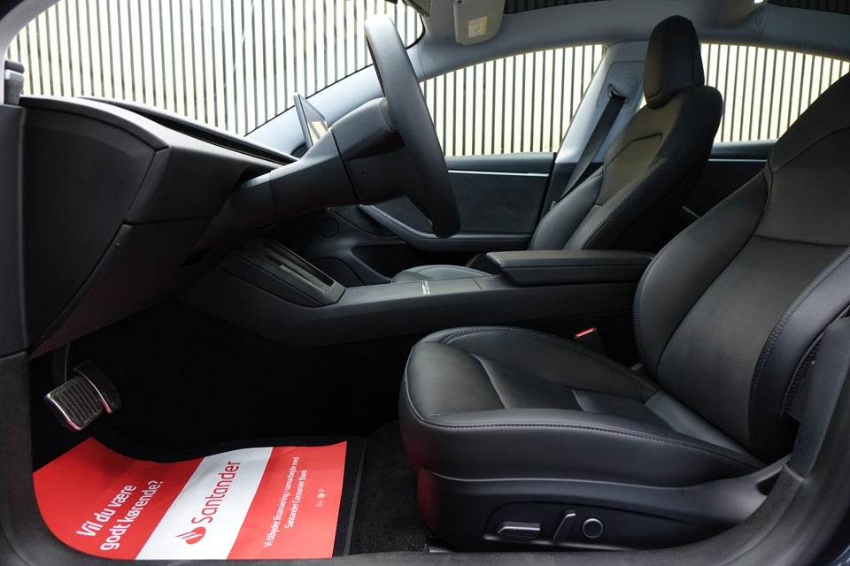 Tesla Model 3, Billede 5