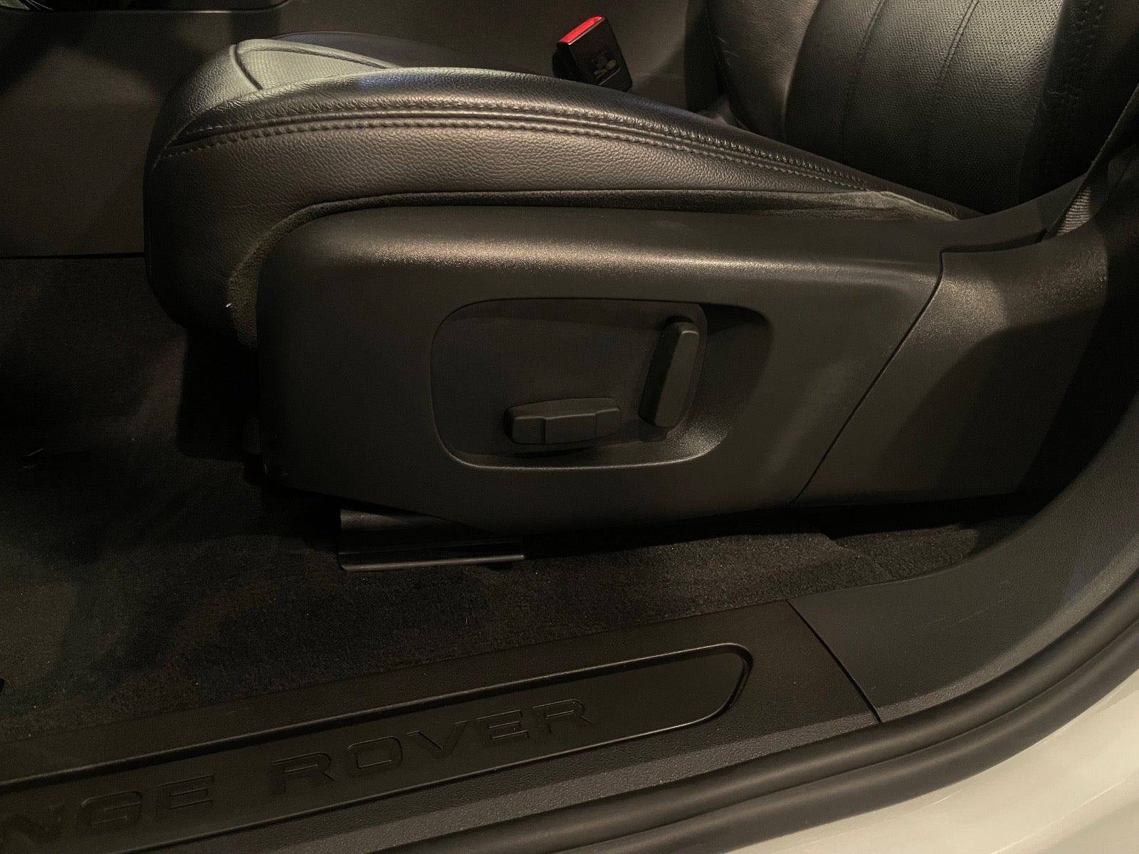 Land Rover – Range Rover Evoque