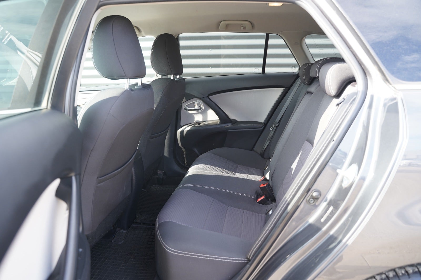 Billede af Toyota Avensis 1,8 VVT-i T2 Premium Touring Sports MDS