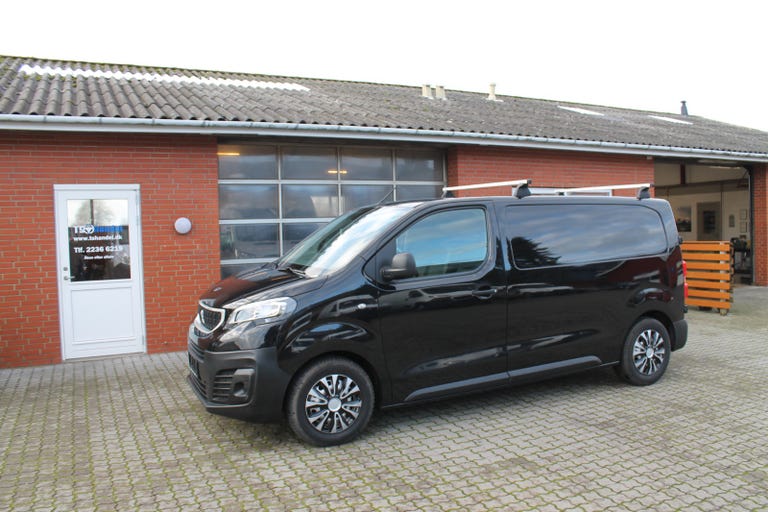 Peugeot Expert BlueHDi 115 L2 Plus Van