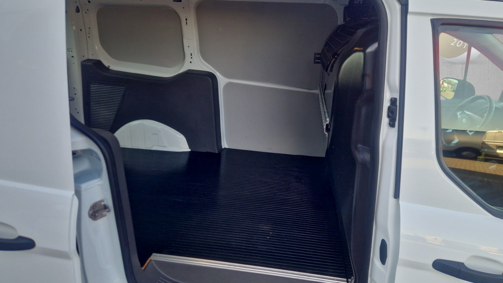 Billede af Ford Transit Connect 1,5 EcoBlue Trend aut. lang