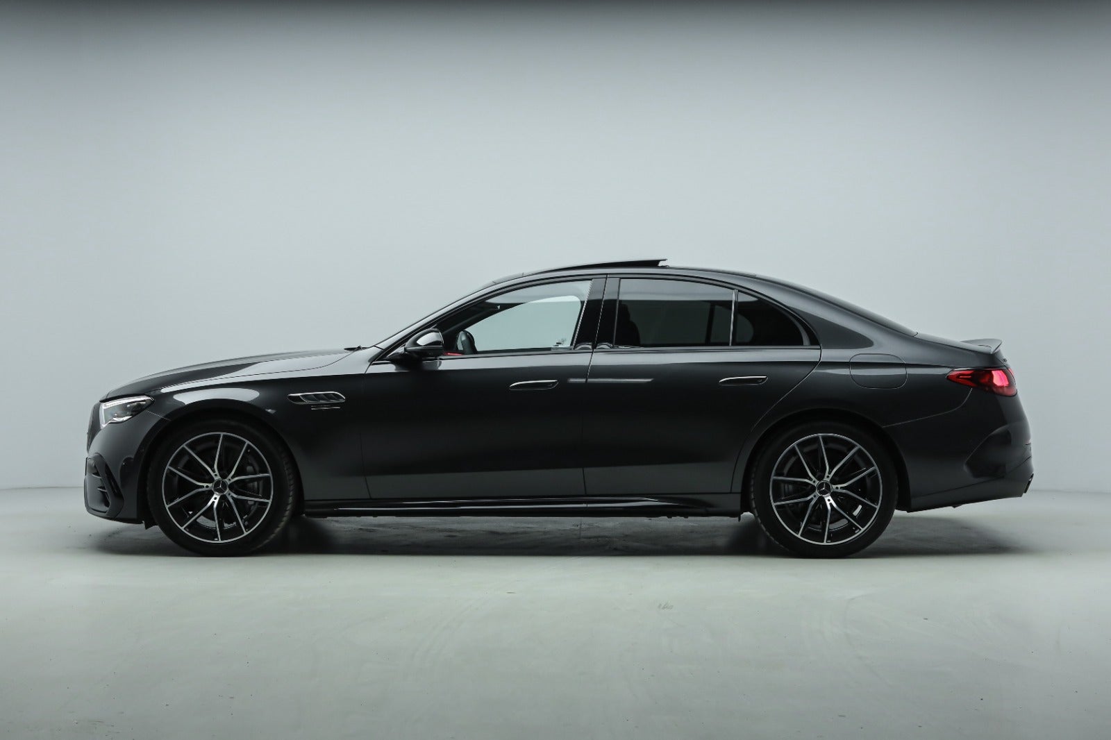 Mercedes-AMG E 53 (6/8)