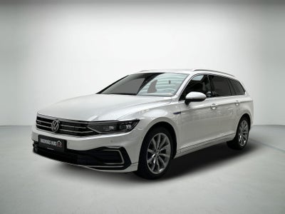 VW Passat GTE Variant DSG