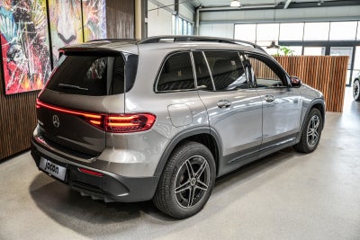 Mercedes EQB250+