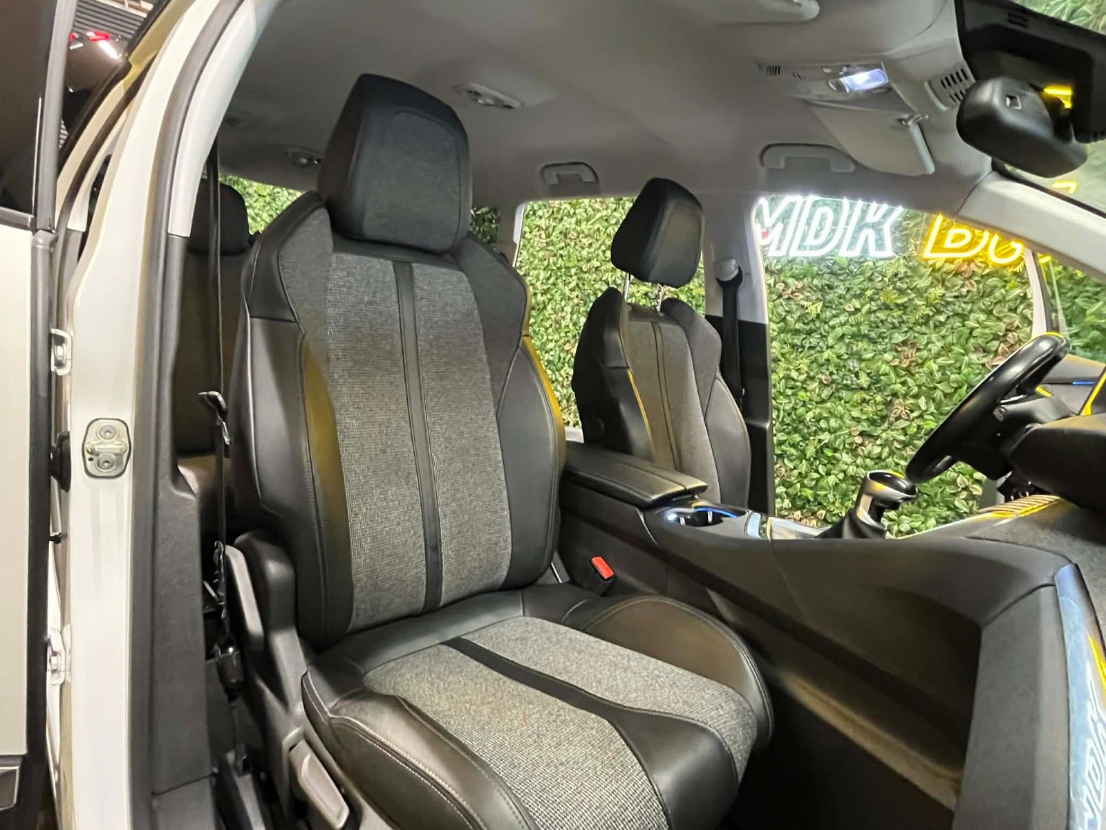 Billede af Peugeot 5008 1,2 PureTech 130 Allure 7prs