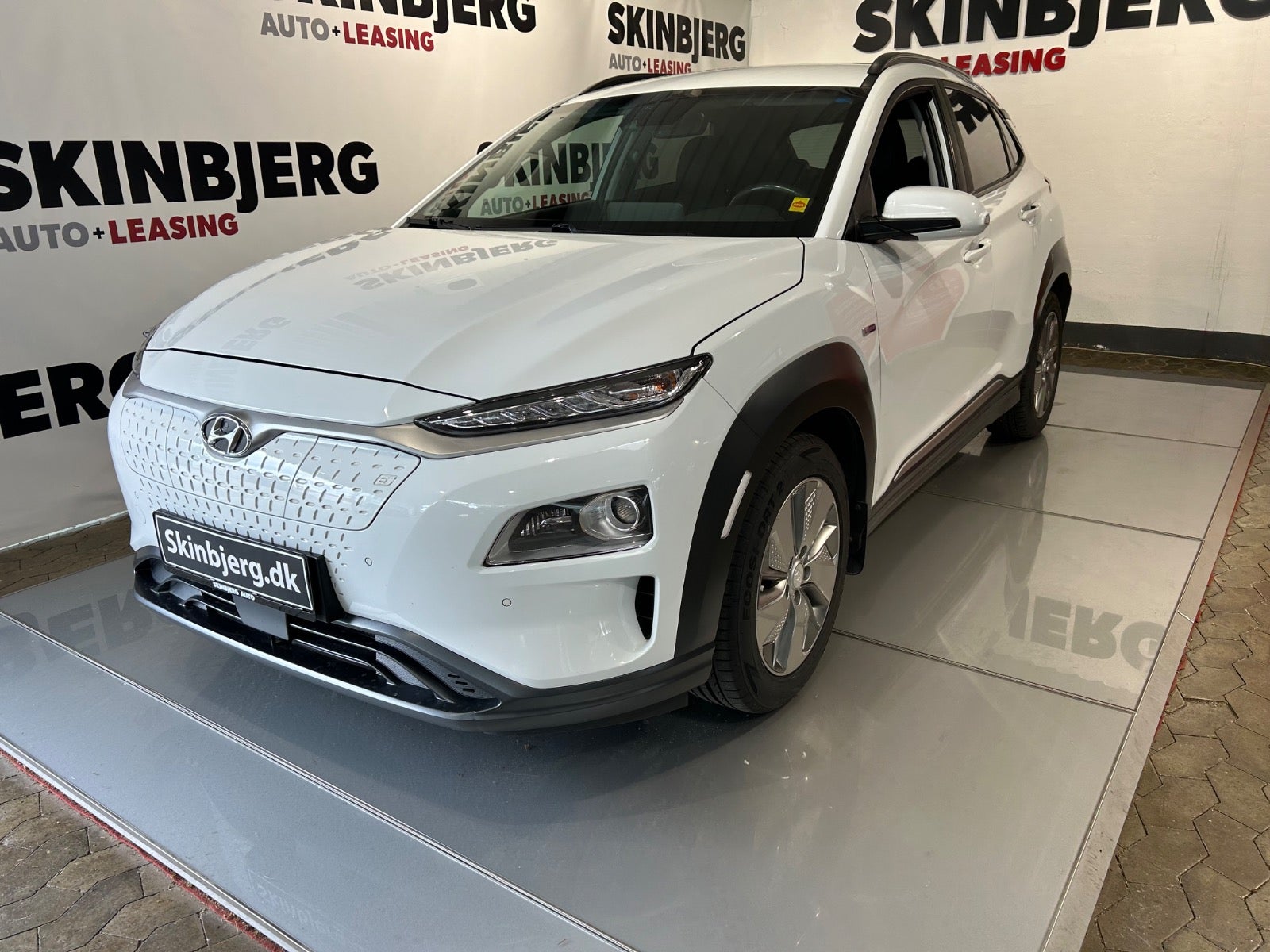 Hyundai Kona EV Premium