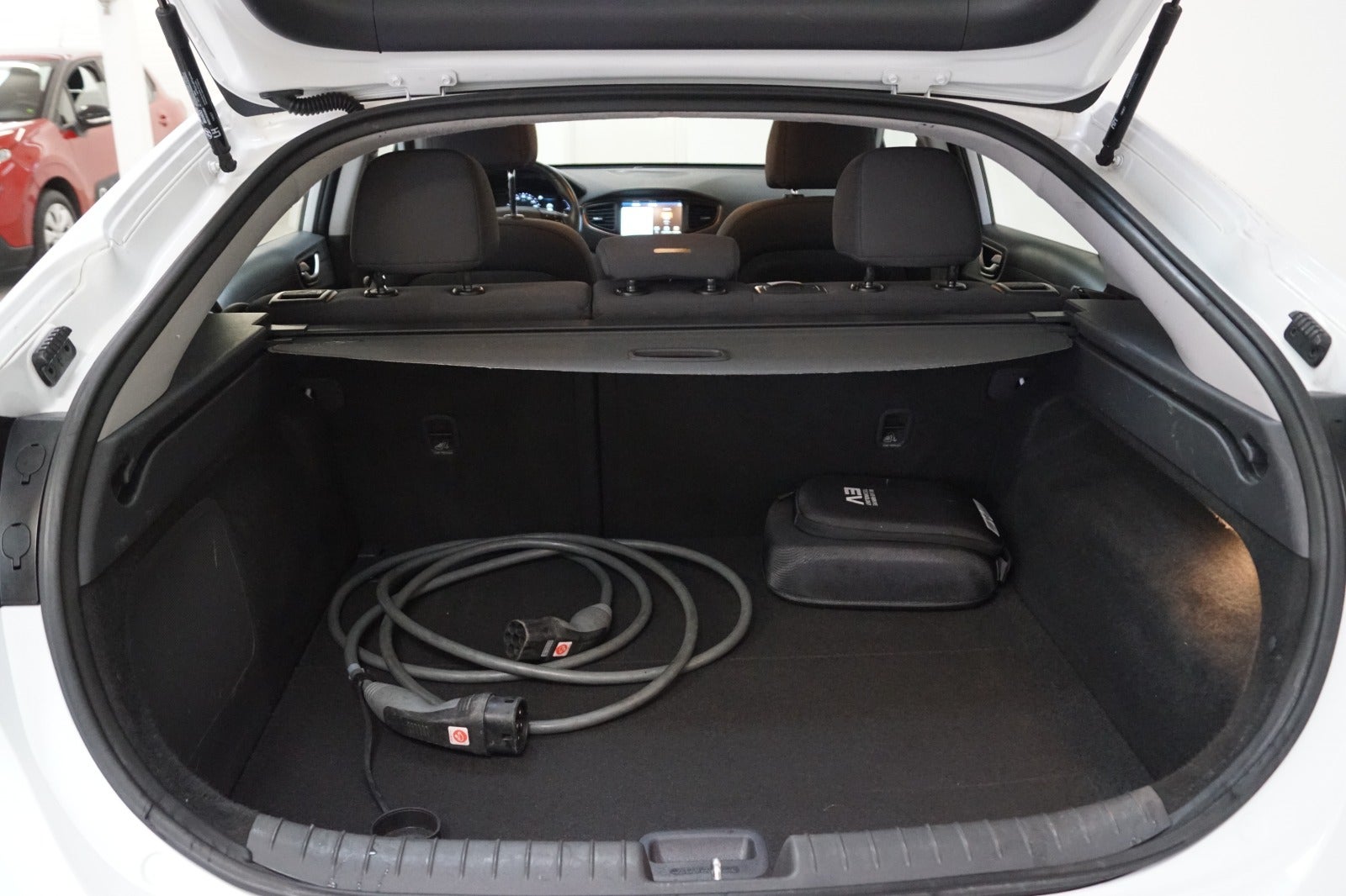 Hyundai Ioniq EV Trend