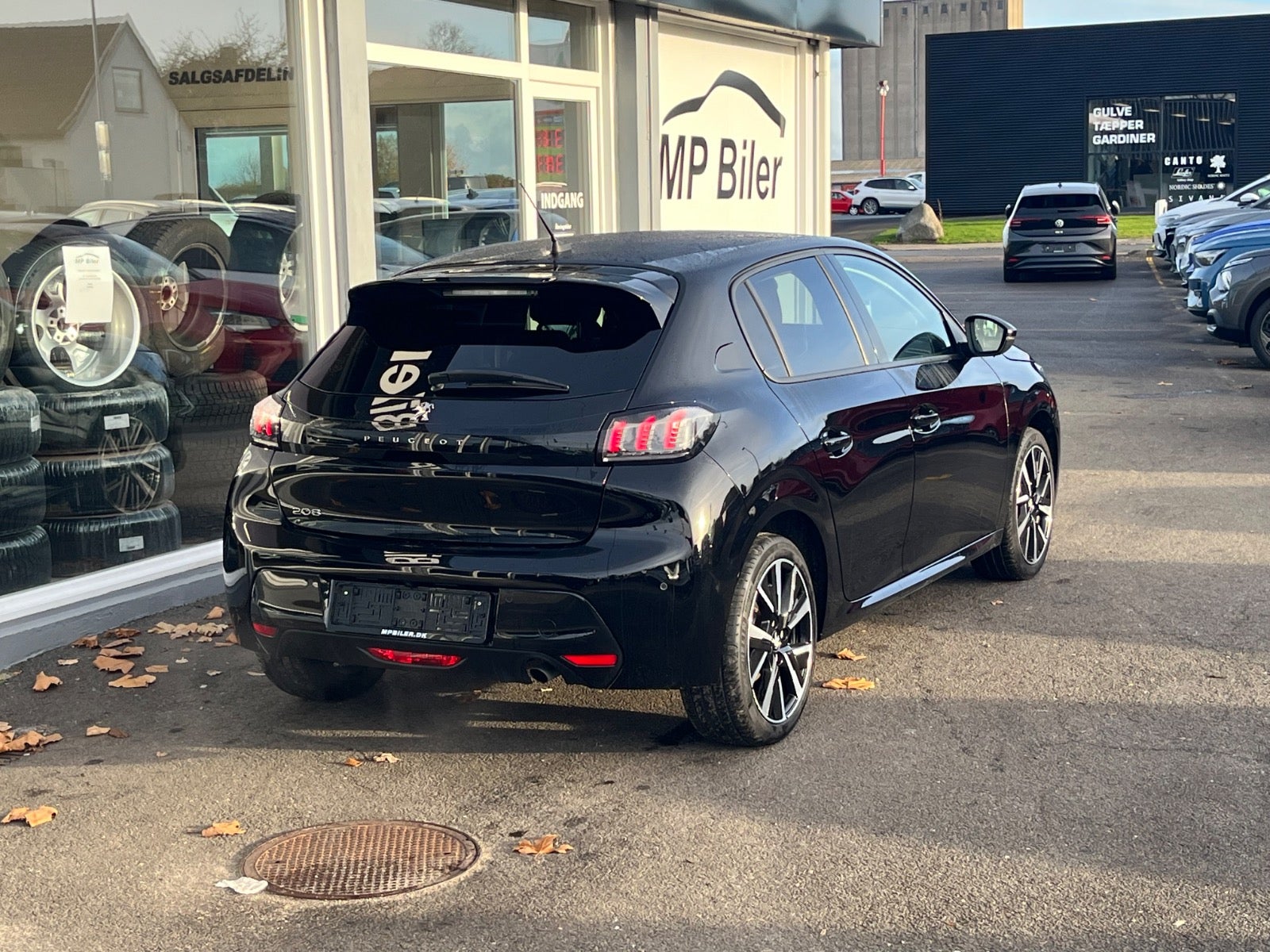 Billede af Peugeot 208 1,2 PureTech 100 Black Selection EAT8