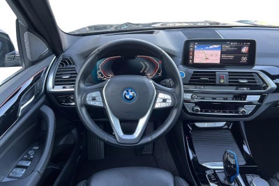BMW iX3 Charged Plus