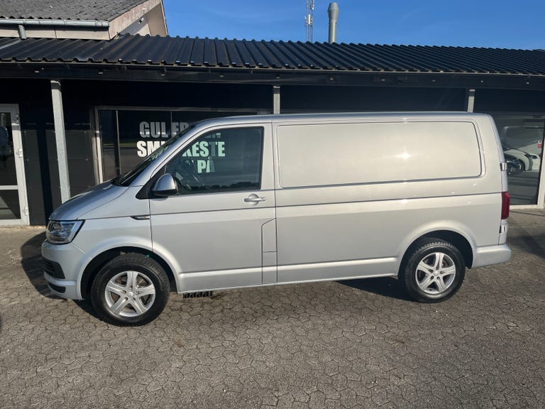 VW Transporter TDi 150 Kassevogn DSG kort