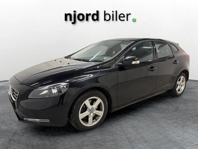 Volvo V40 2,0 T2 122 Kinetic 5d