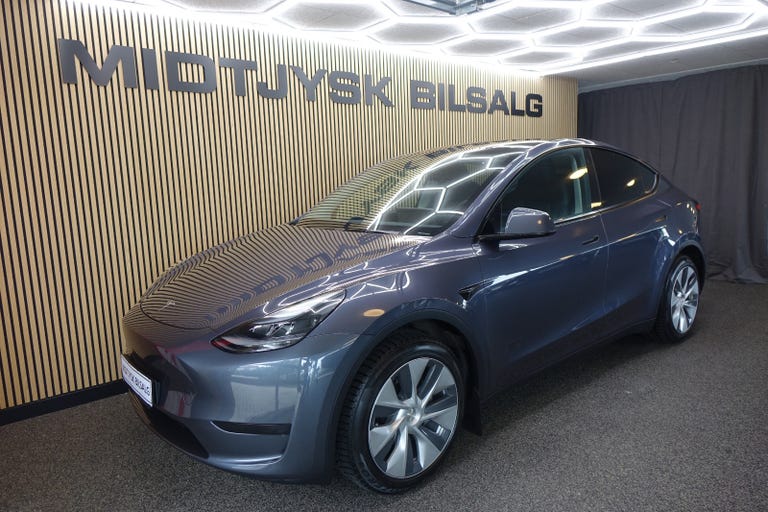 Tesla Model Y Long Range AWD