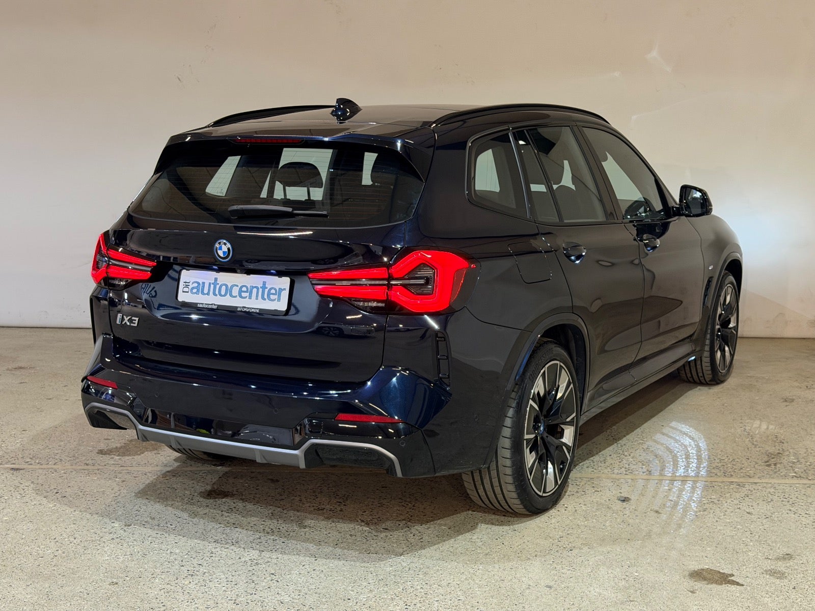 BMW iX3 Charged Plus M-Sport