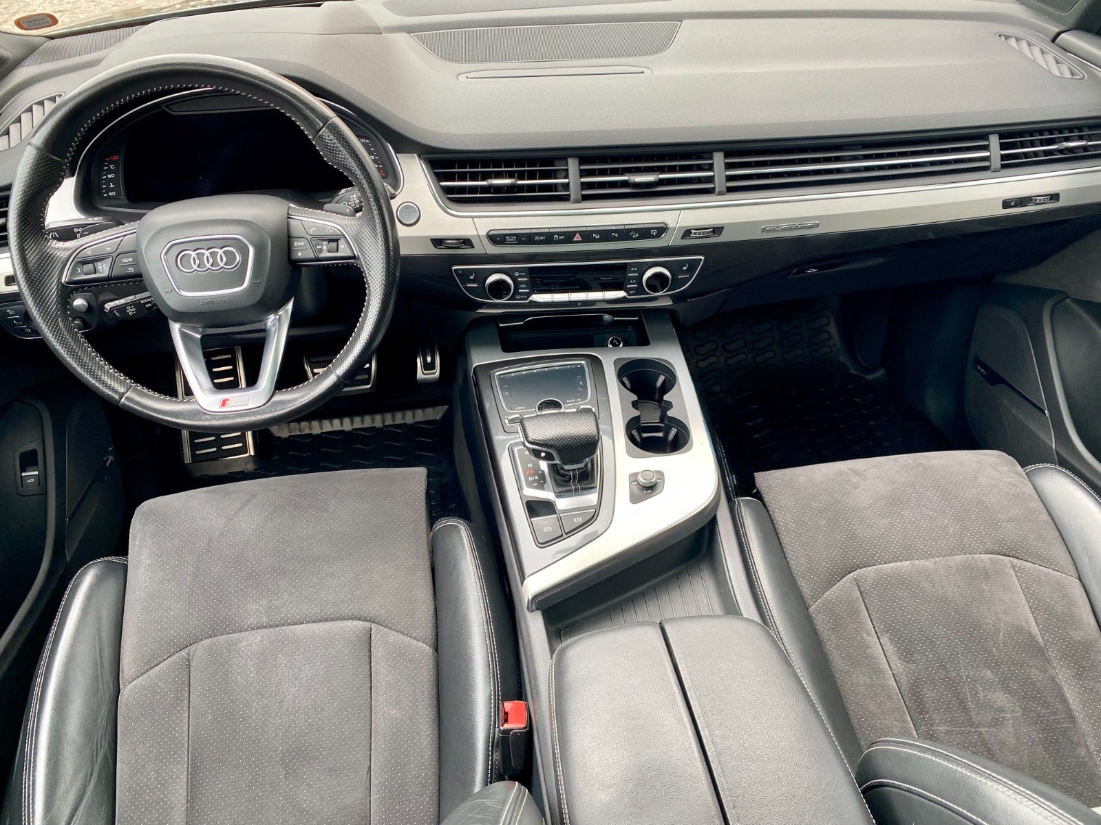 Billede af Audi Q7 3,0 TDi 272 S-line quattro Tiptr. 7prs