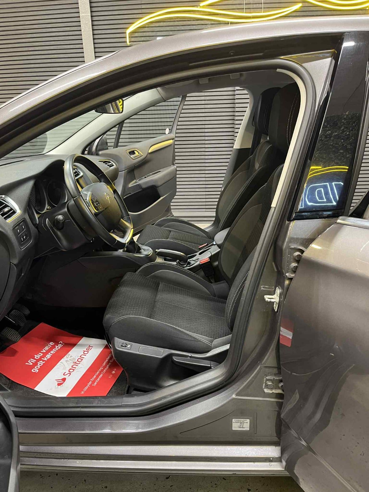Billede af Citroën C4 1,6 BlueHDi 100 Feel Complet
