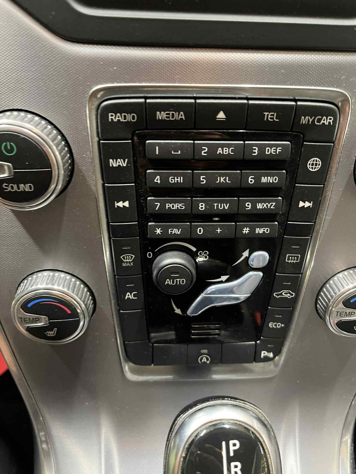 Billede af Volvo V70 2,0 D4 181 Momentum aut.