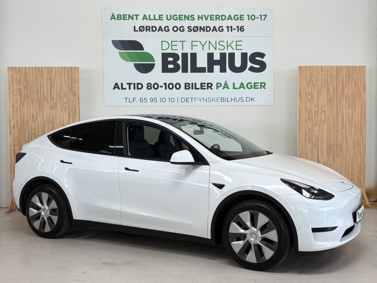 Tesla Model Y RWD