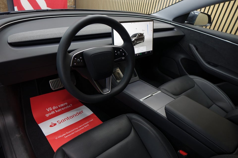 Tesla Model 3, Billede 4