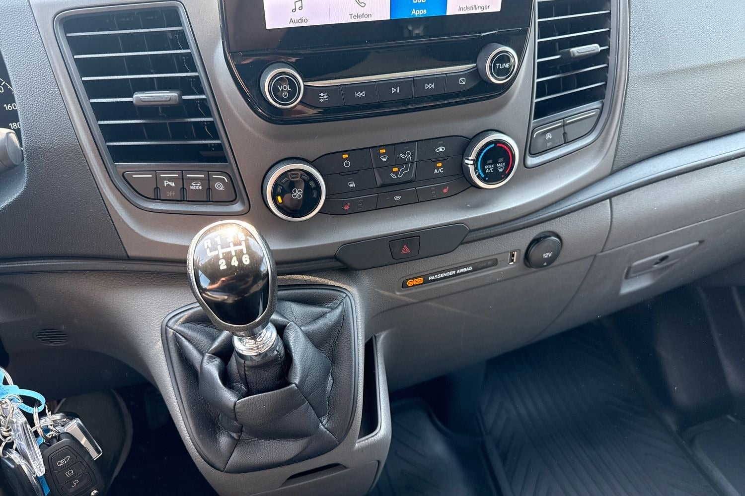 Billede af Ford Transit Custom 300L 2,0 TDCi 130 Trend