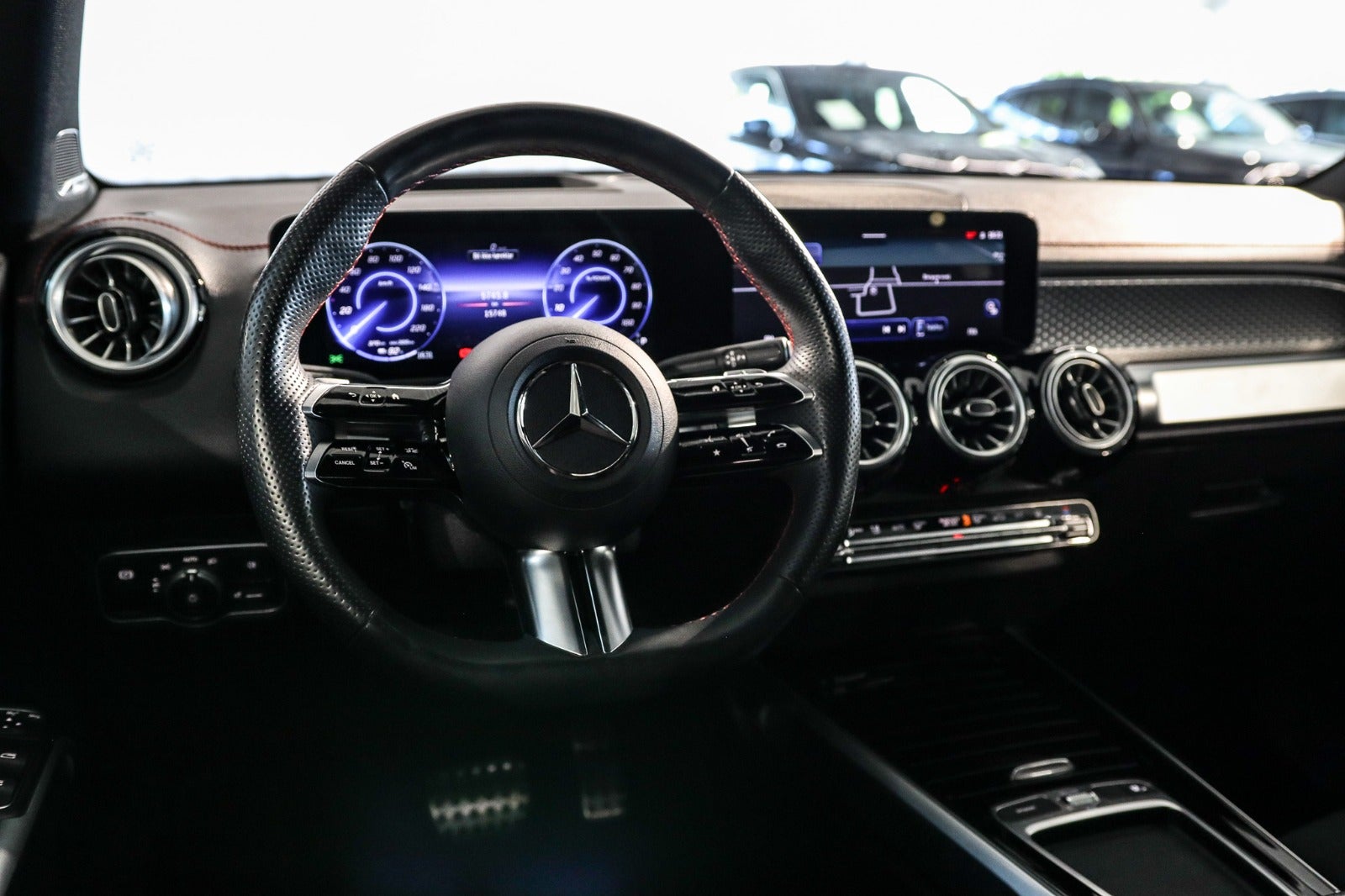 Billede af Mercedes EQB300  AMG Premium 4Matic