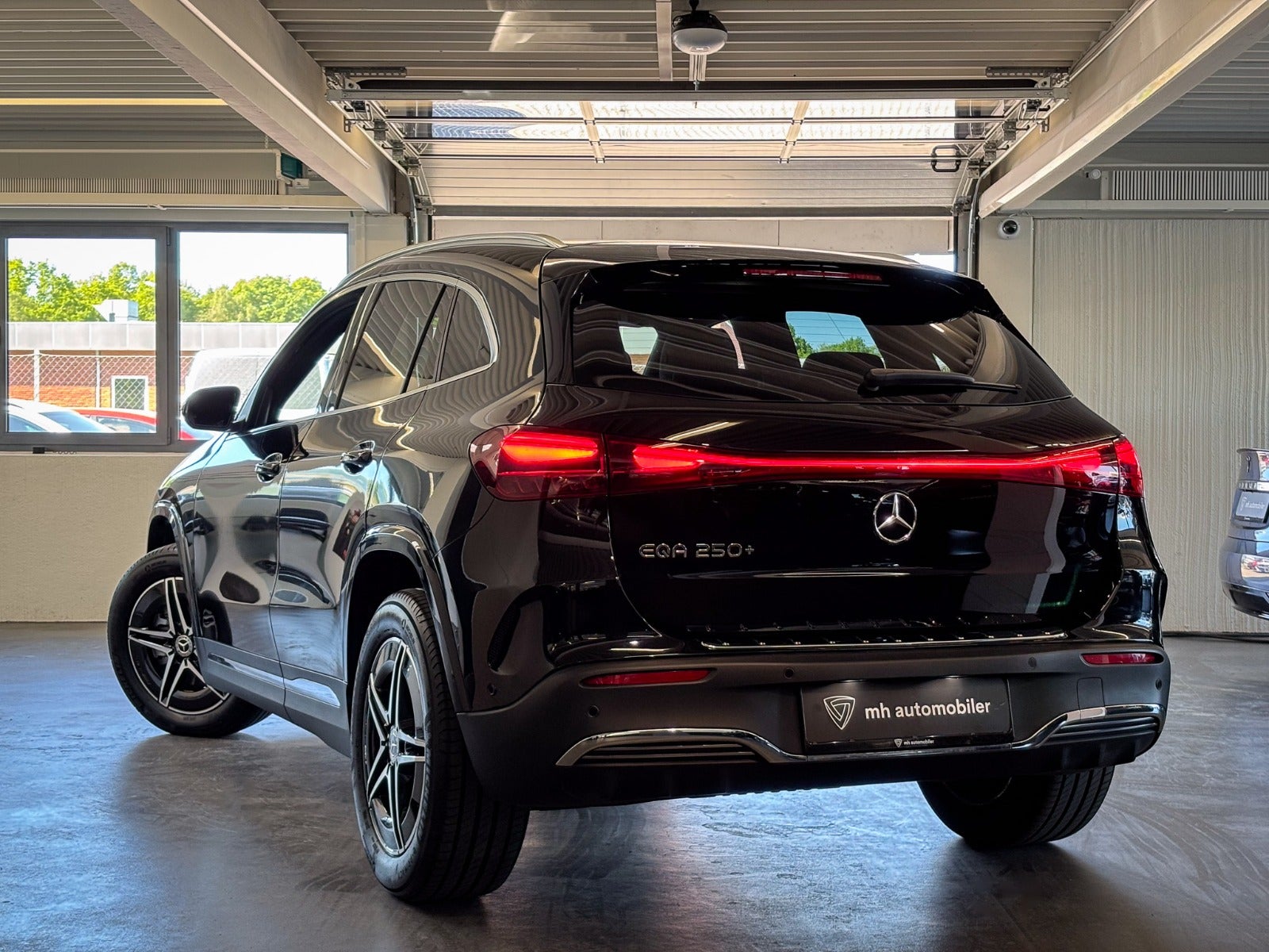 Billede af Mercedes EQA250+  AMG Line