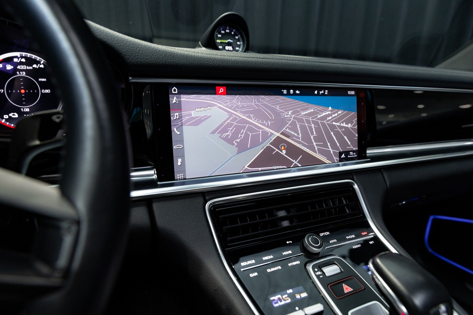 Gallery image 15 of 18