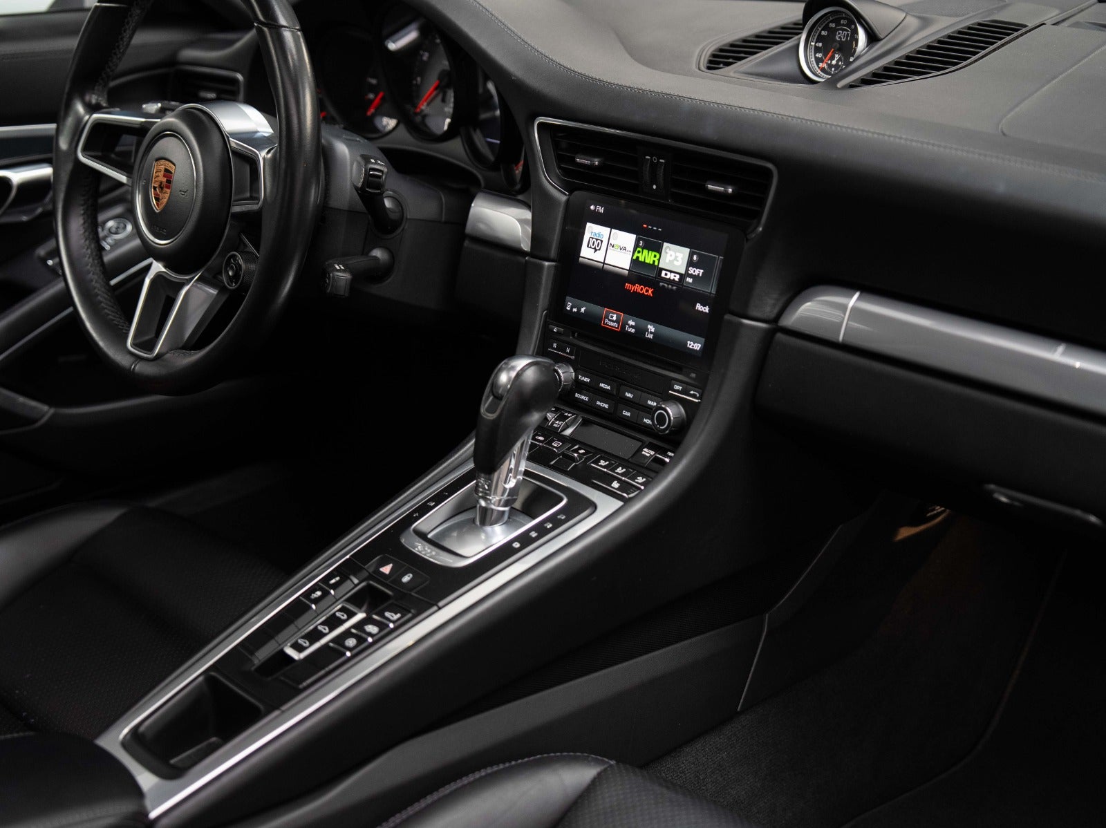 Gallery image 19 of 19