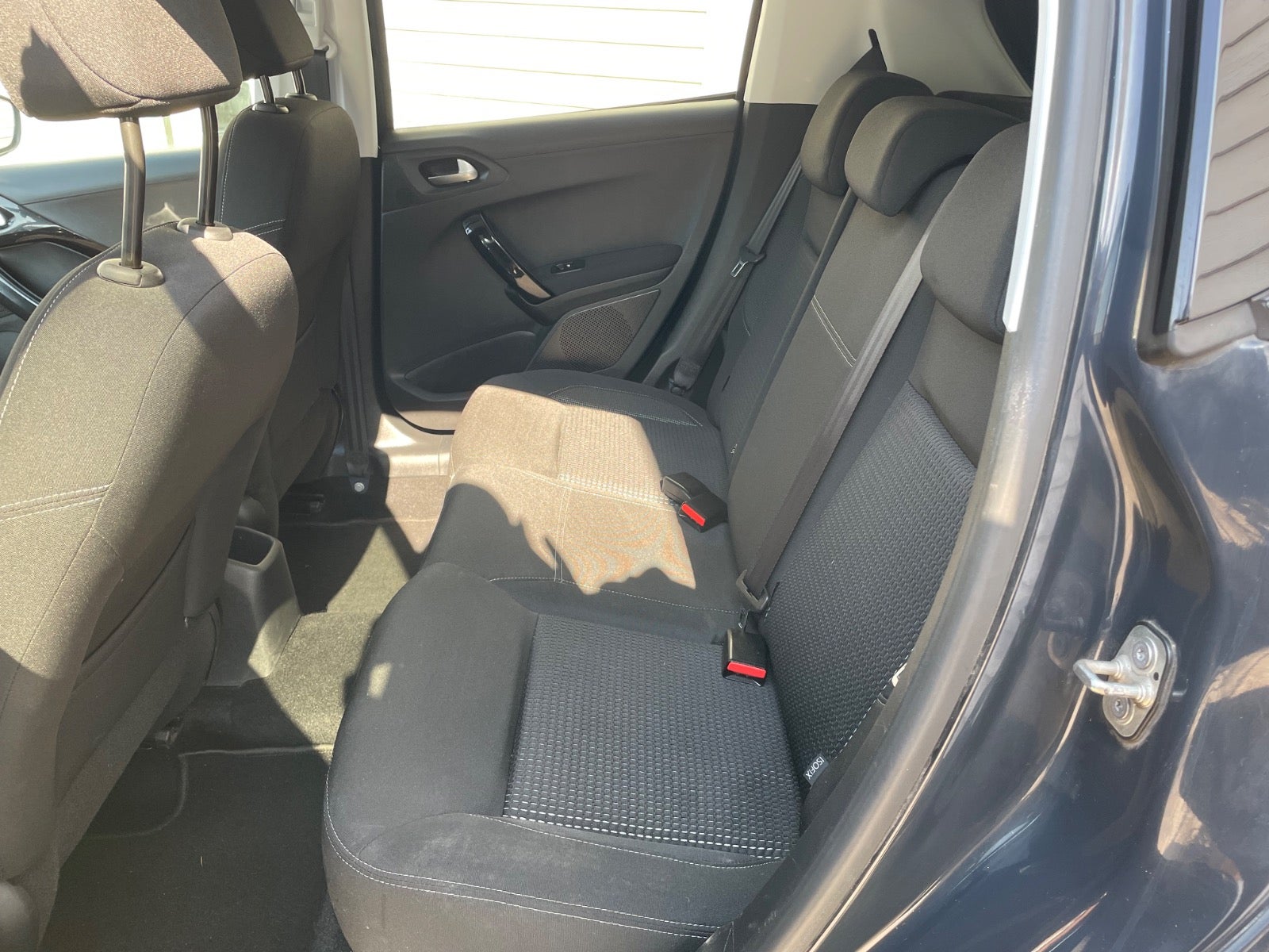 Billede af Peugeot 208 1,2 PureTech 82 Allure Sky