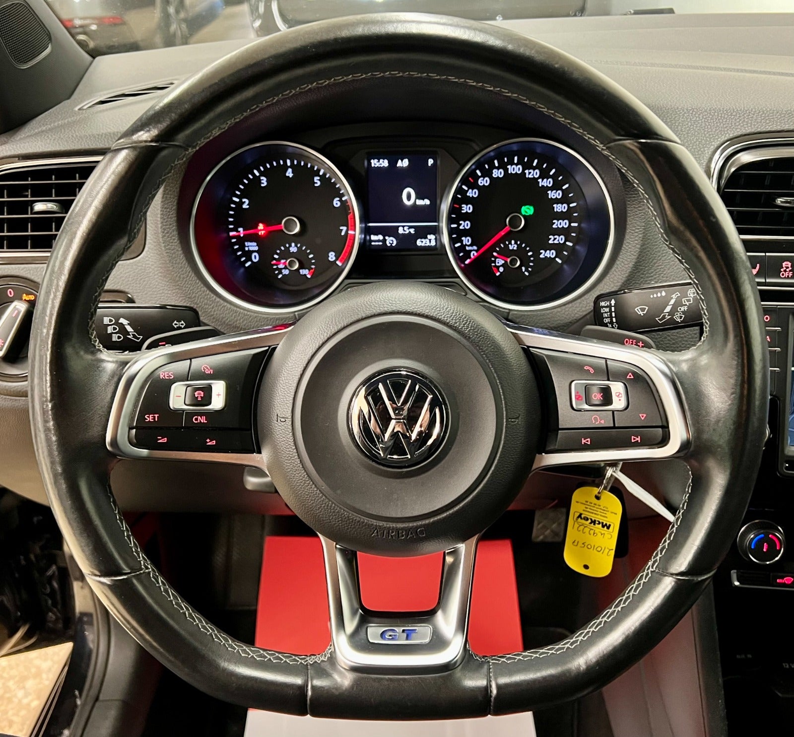 VW Polo 2016