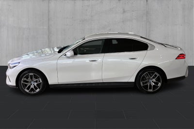 BMW i5 eDrive40 Sport Line - 1