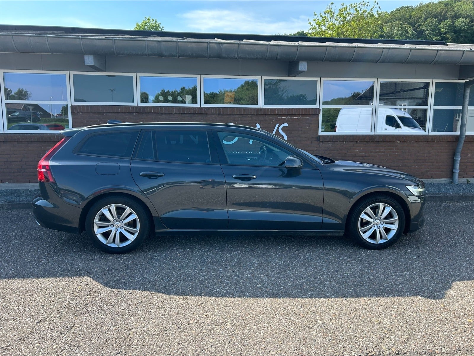 Billede af Volvo V60 2,0 D4 190 Momentum aut.