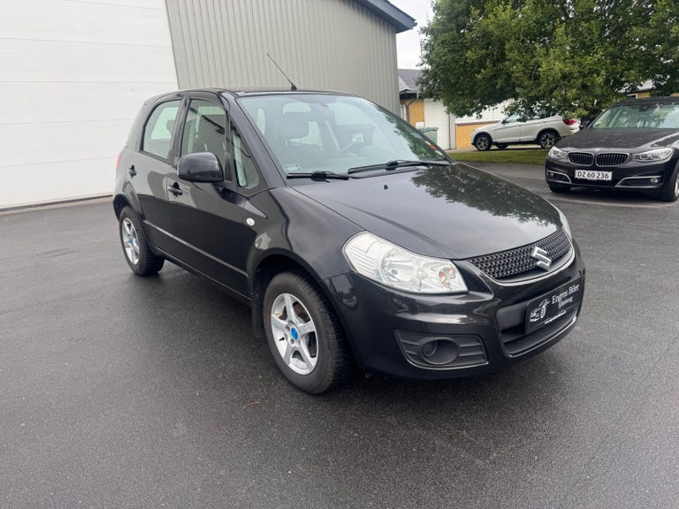 Suzuki SX4 CombiBack GLX