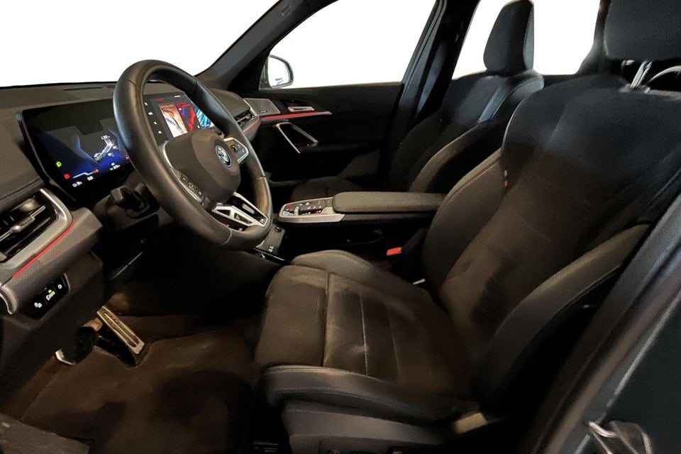 BMW iX1 eDrive20 Fully Charged M-Sport 2025