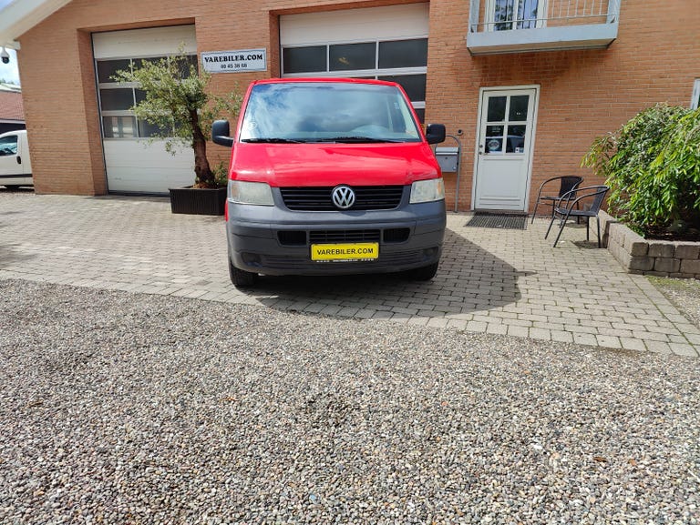 VW Transporter TDi 130 Kassevogn lang