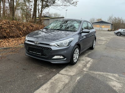 Hyundai i20 1,25 Move 5d